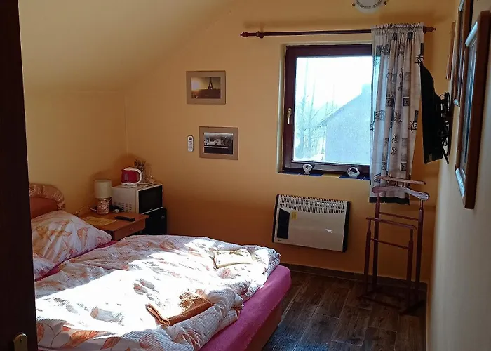 U Strhaného Klempíře 3*